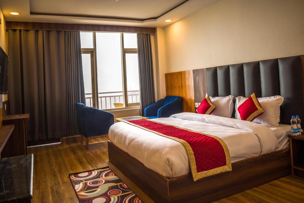 דרמסאלה Highsky Resort מראה חיצוני תמונה