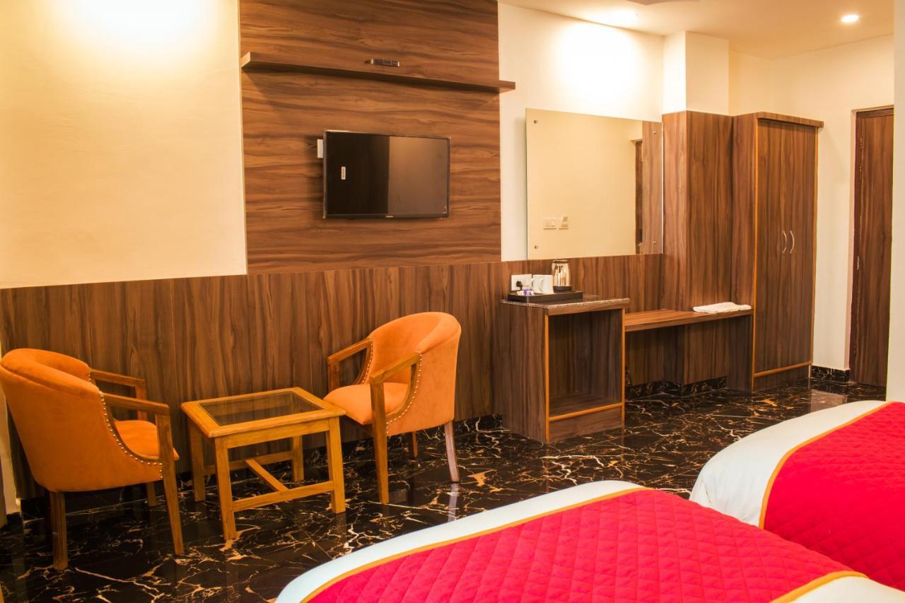 דרמסאלה Highsky Resort מראה חיצוני תמונה